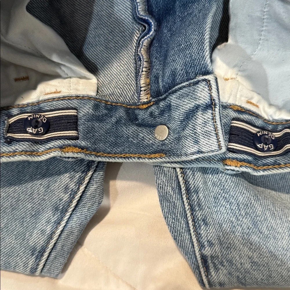 GAP Men's Light Blue Straight Jeans‎
